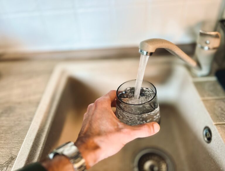 A Beginner’s Guide to Understanding Home Water Filtration